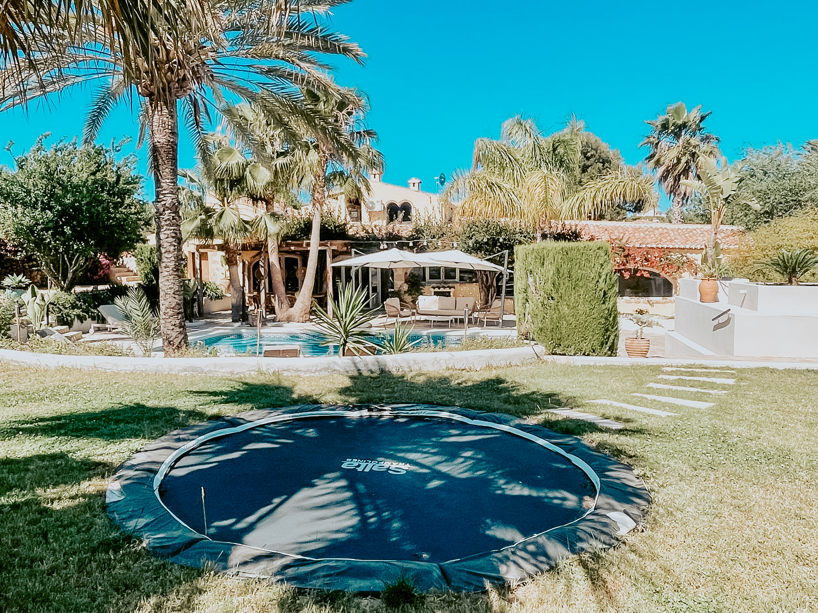 Terras onder pergola